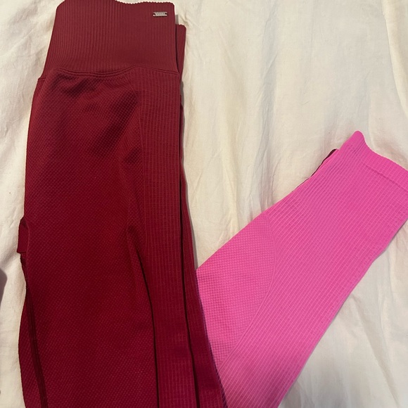 PINK Victoria's Secret Pink and Burgundy Activewear Set - Picture 2 of 3
